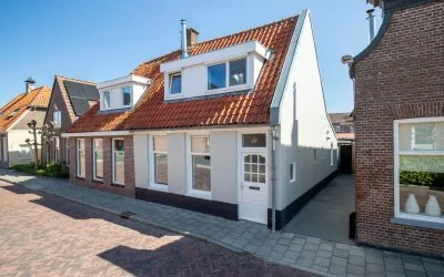 Twee-onder-één-kap te koop: Klein Lageland 22, Prinsessenbuurt Zwartsluis