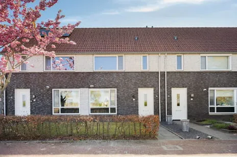Tussenwoning te koop: Klein Weulink 16, Broekland Kern Broekland