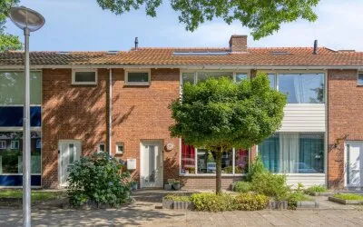 Terraced house for sale: Kleine Beerpad 10, Eckart Eindhoven