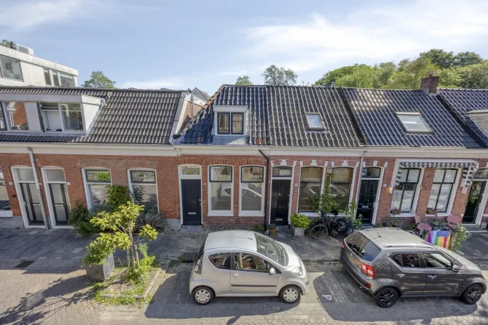 Tussenwoning te koop: Kleine Bergstraat 27, Noorderplantsoenbuurt Groningen