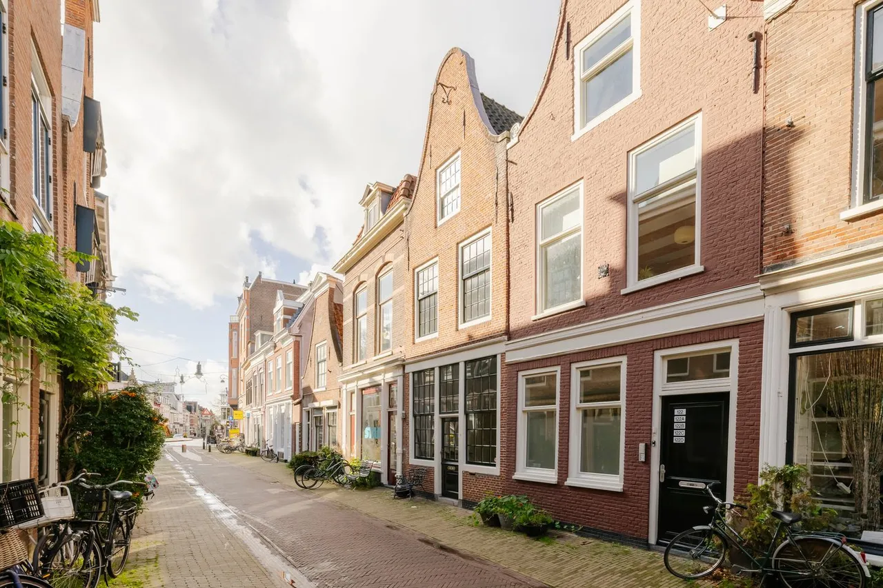 Appartement te koop: Kleine Houtstraat 122C, Haarlem