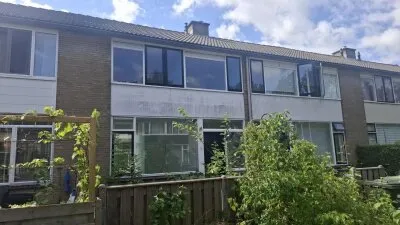Tussenwoning te koop: Kleine Kreek 84, Groot IJsselmonde Rotterdam
