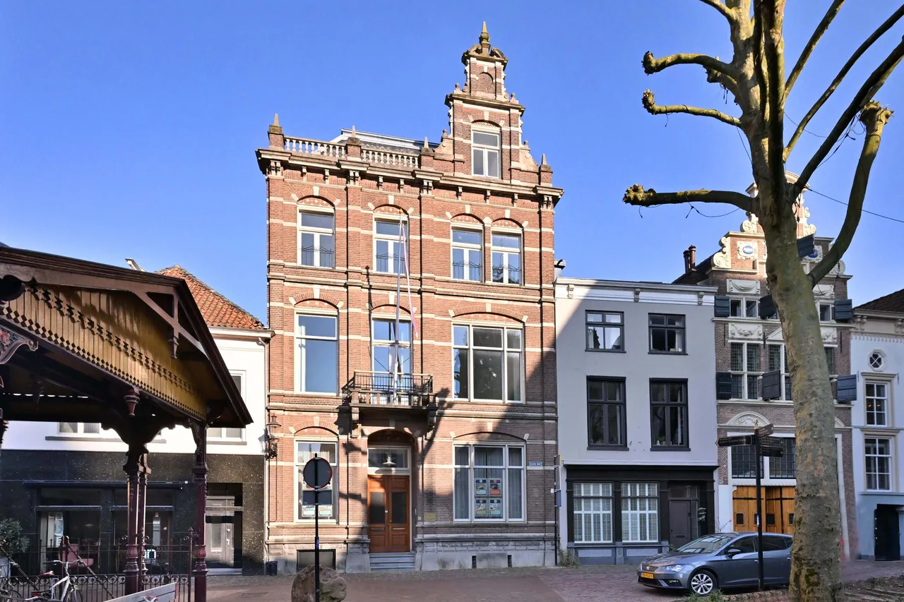 Tussenwoning te koop: Kleine Poot 18, Deventer