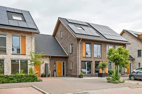 Tussenwoning te koop: Kleine Ronduit 17, Latenstein Tiel