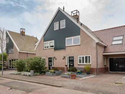 Tussenwoning te koop: Kleine Werf 25, De Watering Oosthuizen
