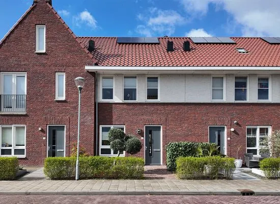 Tussenwoning te koop: Kleine Amer 14, Verspreide huizen Willemstad Willemstad