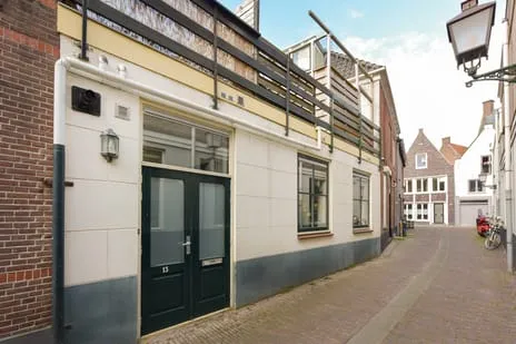 Tussenwoning te koop: Kleine Havensteeg 13, Binnenstad - Buurt 10 01 Hoorn
