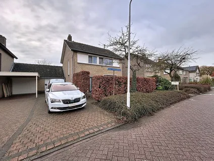 Twee-onder-één-kap te koop: Kleine Jonkvrouwstraat 27, IJzendijke Ijzendijke