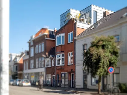 Tussenwoning te koop: Kleine Kruisstraat 18A, Groningen