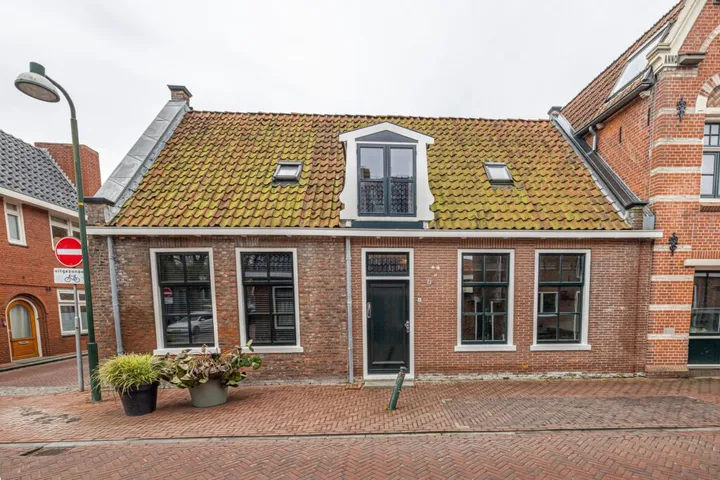 Tussenwoning te koop: Kleine Oosterstraat 18, Dokkum
