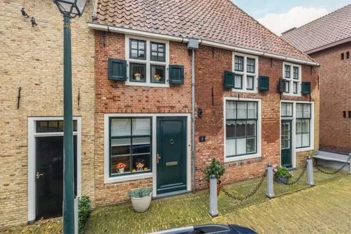 Woning te koop: Kleine Ossenmarkt, Binnenstad Harlingen
