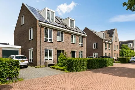 Twee-onder-één-kap te koop: Kleiwerd 60, Reitdiep Groningen