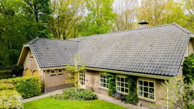 Vrijstaande woning te koop: Kleuterhuislaan 1, Verspreide huizen in het Westen Rijsbergen