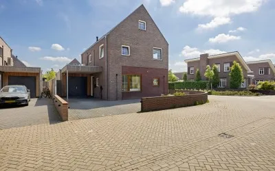 Vrijstaande woning te koop: Klimopwal 16, Delftlanden Emmen