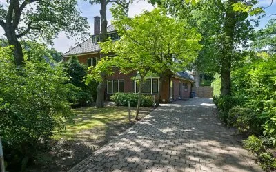 Twee-onder-één-kap te huur: Klingelaan 17, Klingenbosch Wassenaar