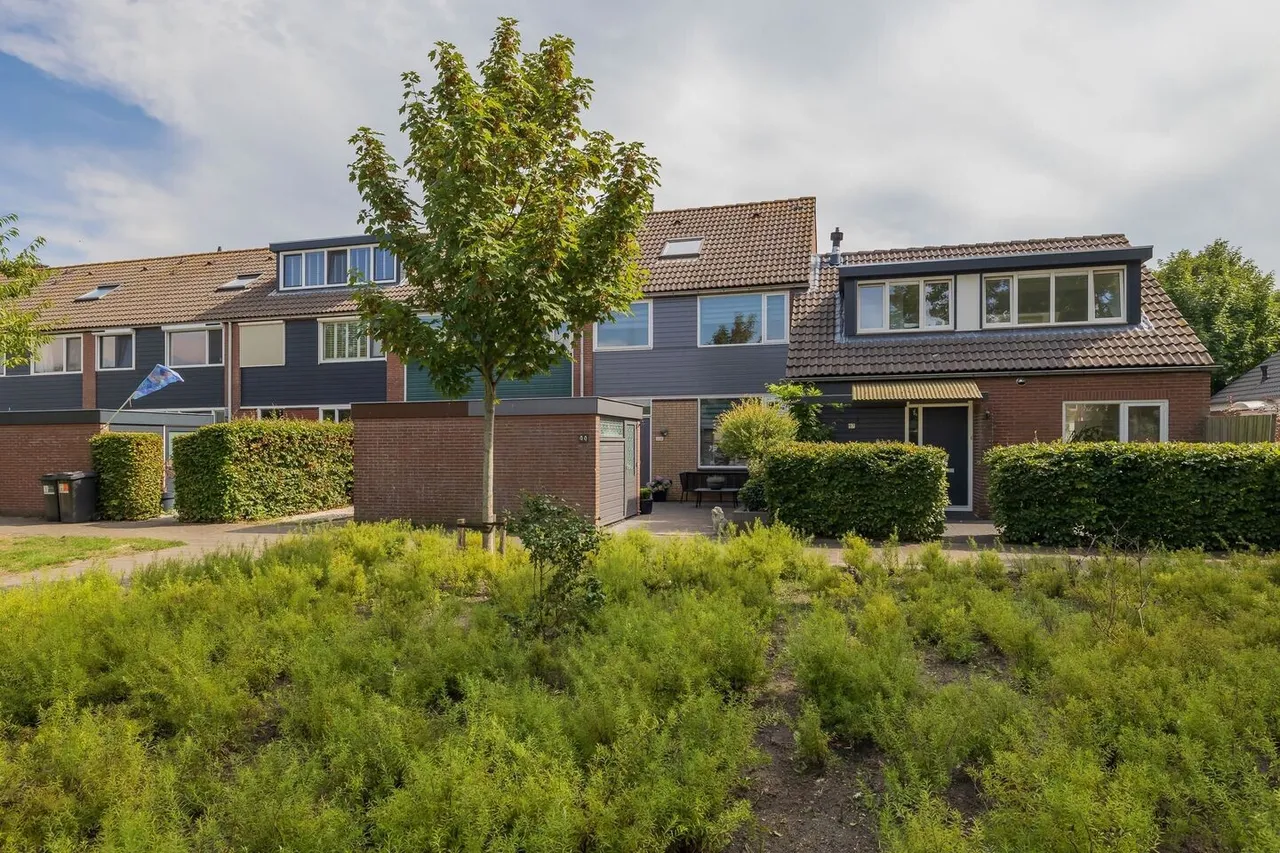 Tussenwoning te koop: Klinkenbergstraat 99, Zwaanshoek