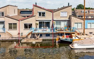 Tussenwoning te koop: Klipper 18, Weteringpark Alphen Aan Den Rijn