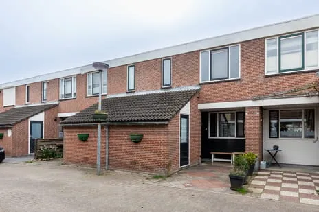 Tussenwoning te koop: Kloet 59, Gommerwijk West Enkhuizen