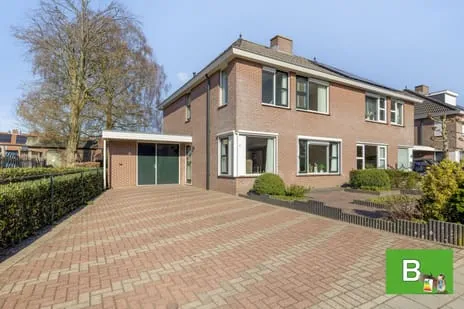 Hoekwoning te koop: Kloetenseweg 33A, Winterswijk-Noordoost Winterswijk