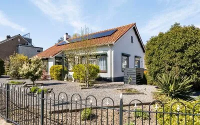 Vrijstaande woning te koop: Kloetingseweg 19, Goes-Zuid Goes