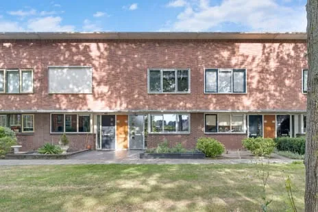 Tussenwoning te koop: Klokkengieterlaan 56, Schoonhorst Zwolle