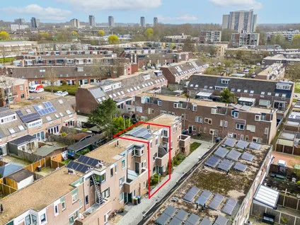 Tussenwoning te koop: Klompenmaker 13, Spijkenisse