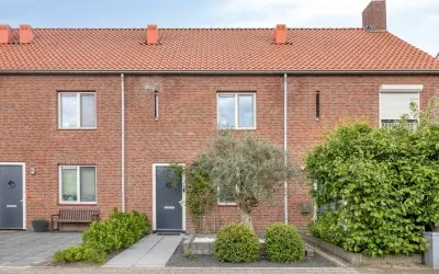 Tussenwoning te koop: Klompenmaker 54, De Graven Es Oldenzaal