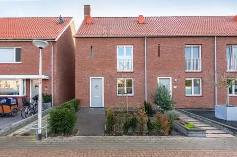Hoekwoning te koop: Klompenmaker 62, De Graven Es Oldenzaal