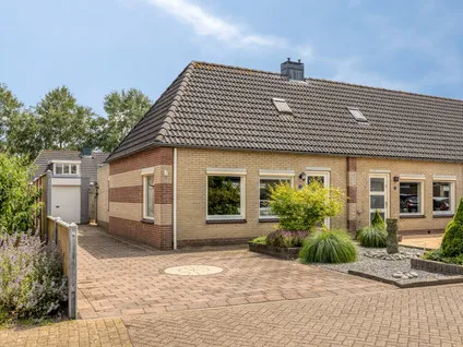 Hoekwoning te koop: Kloosteregge 8, Scherpenzeel Scherpenzeel
