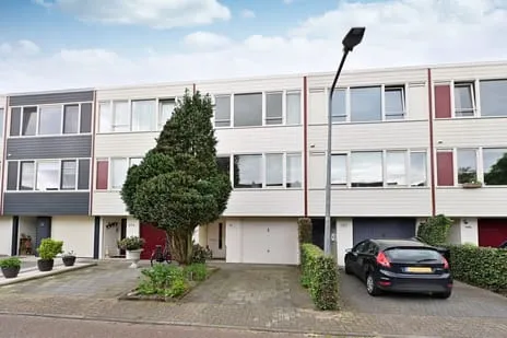 Tussenwoning te koop: Kloosterlaan 199, Hilversum