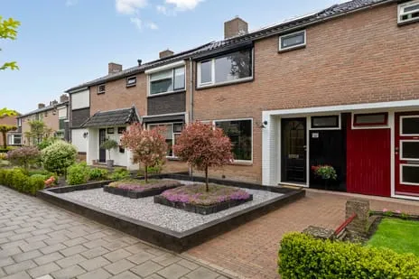 Tussenwoning te koop: Kloosterlaan 45, Goor
