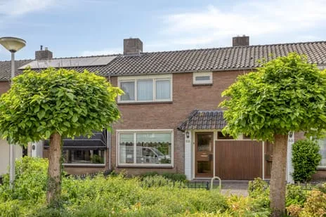 Tussenwoning te koop: Kloosterlaan 53, Heeckeren Goor
