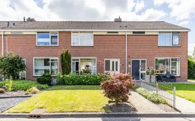 Tussenwoning te koop: Kloostermankamp 4, Drogeham Drogeham