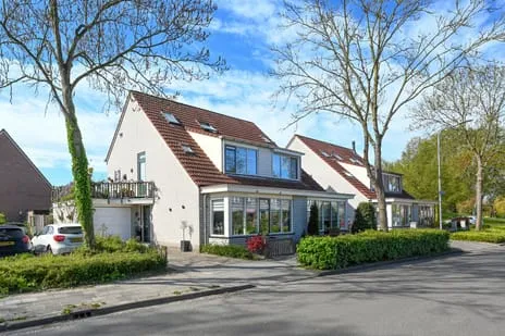 Corner house for sale: Kloosterpoort 110, Kloosterhof Monniksveld Grootebroek