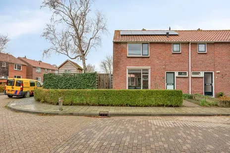 Twee-onder-één-kap te koop: Kloosterstraat 1, Vrouwenpolder Vrouwenpolder