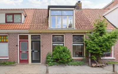 Tussenwoning te koop: Kloosterstraat 14, Noordoosthoek Sneek