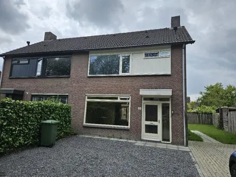 Twee-onder-één-kap te koop: Kloosterstraat 33, Lage Mierde Lage Mierde