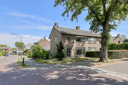 Twee-onder-één-kap te koop: Kloosterstraat 39, Bavel Bavel