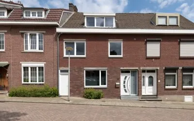 Tussenwoning te koop: Kloosterstraat 89, Hoensbroek-Centrum Hoensbroek