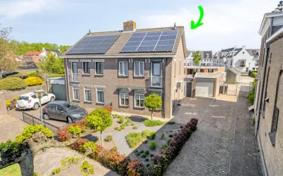 Twee-onder-één-kap te koop: Kloosterstraat 9A, Wouw Wouw