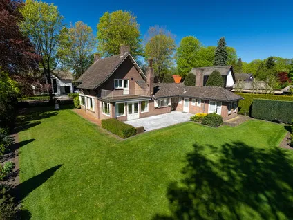 Vrijstaande woning te koop: Kloosterweg 15, Meerdijk Waalwijk