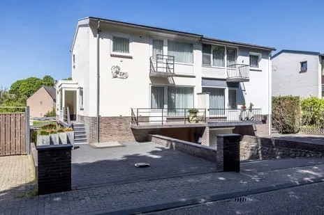 Twee-onder-één-kap te koop: Kloosterweg 21, Broekhem Noord Valkenburg (Li)