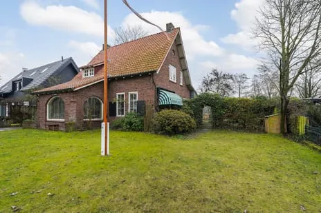 Vrijstaande woning te koop: Kloosterweg 35, Meerdijk Waalwijk