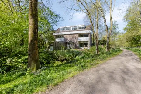 Appartement te koop: Kloosterwei 249, Warmond