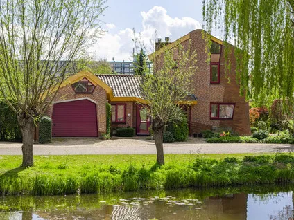 Vrijstaande woning te koop: Knobbelzwaan 4, Giessendam-West Hardinxveld-Giessendam