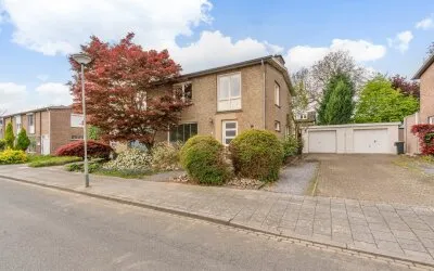 Twee-onder-één-kap te koop: Kochstraat 8, Geleen-Zuid Geleen