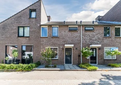 Tussenwoning te koop: Koekoeksbloem 16, De Kuil Udenhout