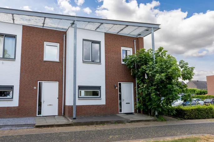 Hoekwoning te koop: Koekoeksbloem 58, Verspreide huizen Eijsden