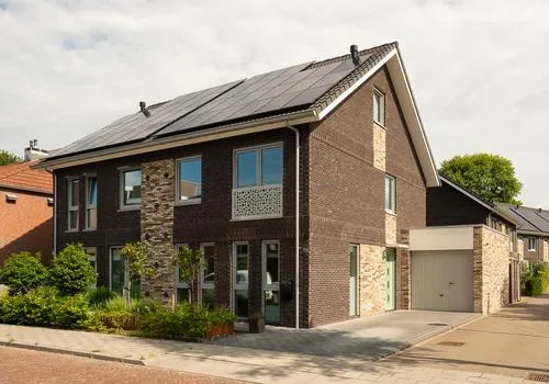 Twee-onder-één-kap te koop: Koekoekstraat 19, Vredeveld Noord Assen