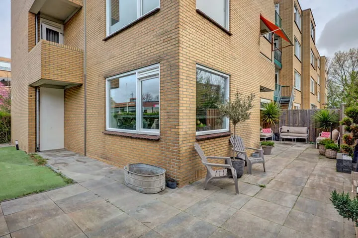 Apartment for sale: Koekoekstraat 48, Vogelbuurt Maassluis